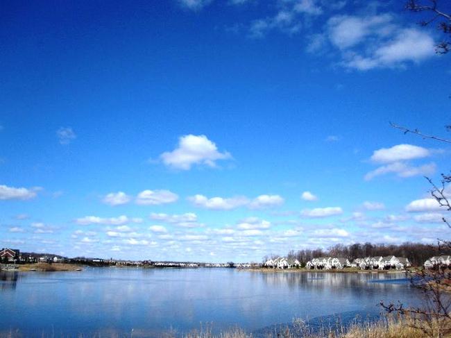 Luxury real estate condos in Island Lake of Novi, MI 48374 (4)