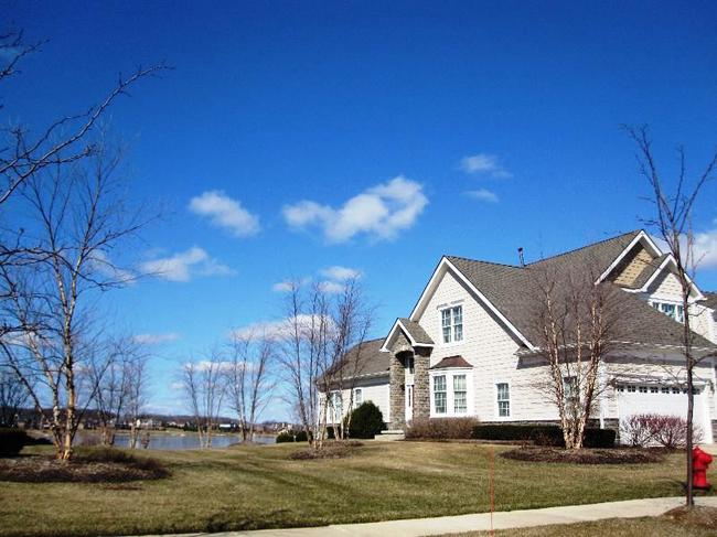 Luxury real estate condos in Island Lake of Novi, MI 48374 (3)