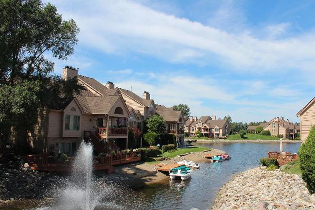 Blue Heron Pointe Northville MI. Waterfront real estate condominium 10