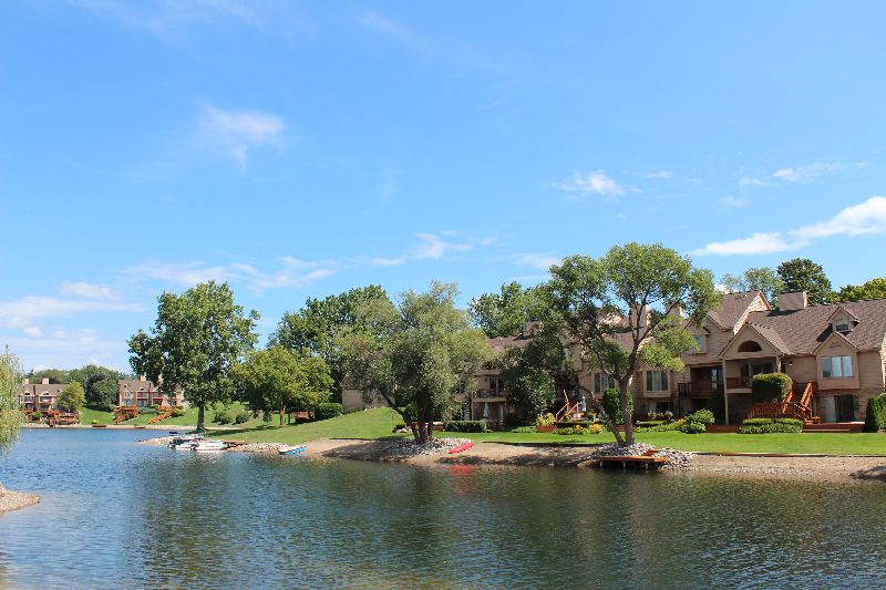 Blue Heron Pointe Condo Complex, Northville Michigan Blue Heron Condos