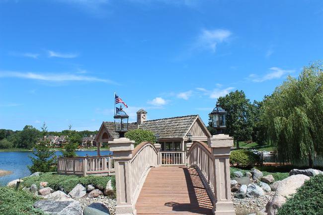 Blue Heron Pointe Northville MI. Waterfront real estate condominium 16